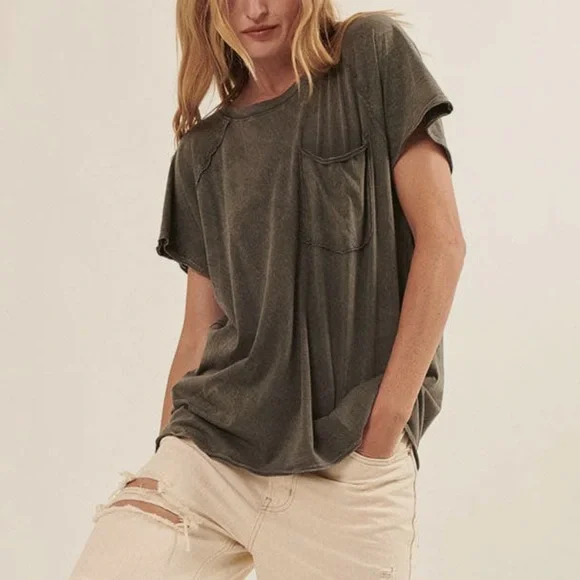 The Lucy Pocket Tee - Iron - Picture 4 of 4